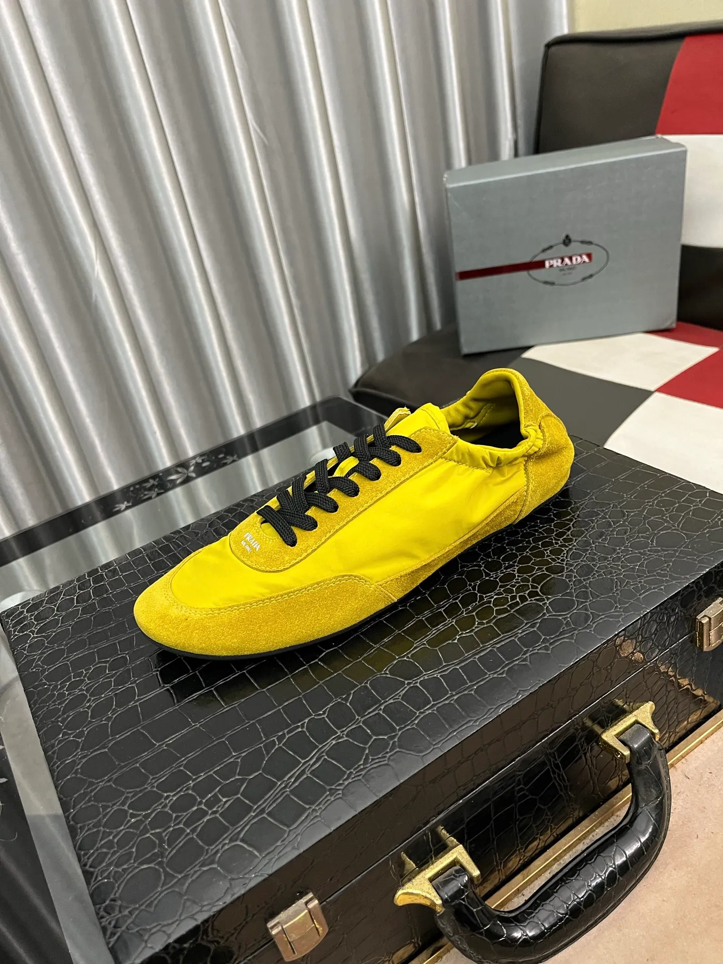 Men's shoes 💰500⌚️⌚️【PRADA】Prada - high-end quality original order 🔍🔍🔍 casual sports shoes - Upper: 🔝Nappa calfskin, brand high mercerized canvas, shoe body brand metal fasteners, tongue silk screen brand logo - Lining: water-dyed cowhide - Outsole: ultra-light TPU foam; molded outsole -Ultra-high quality control and fine workmanship: outstanding (high-end, extravagance, class) -Size: 38-446️⃣colors available